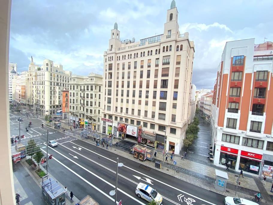 Apartamento En Gran Via De Madrid 45 4 Bagian luar foto